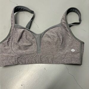 Lululemon sports‎ bra